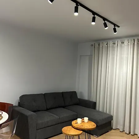 Modern Luxe Center Escape