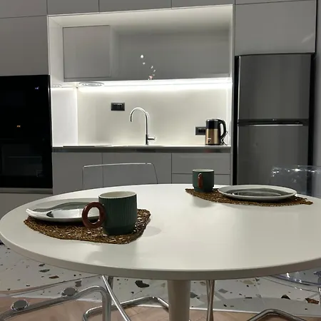 Modern Luxe Center Escape Polisi i Vogel