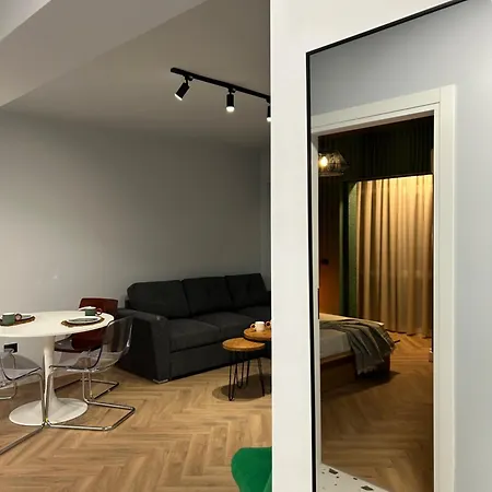 Modern Luxe Center Escape Apartmán
